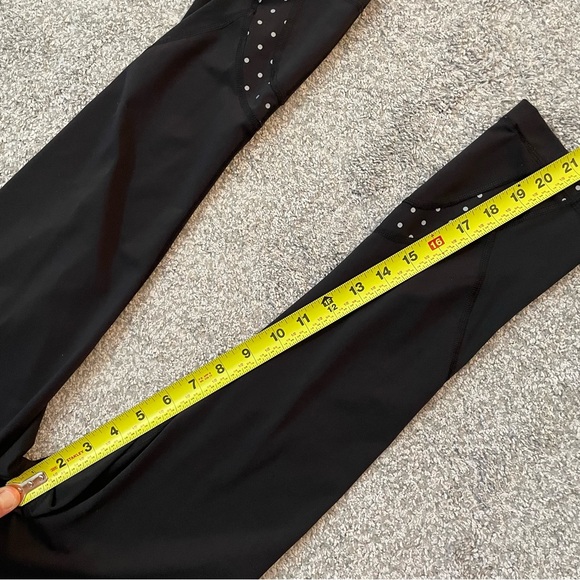 Lululemon Run Inspire Crop Women's Size 6 Black White Dots Leggings - Picture 8 of 13